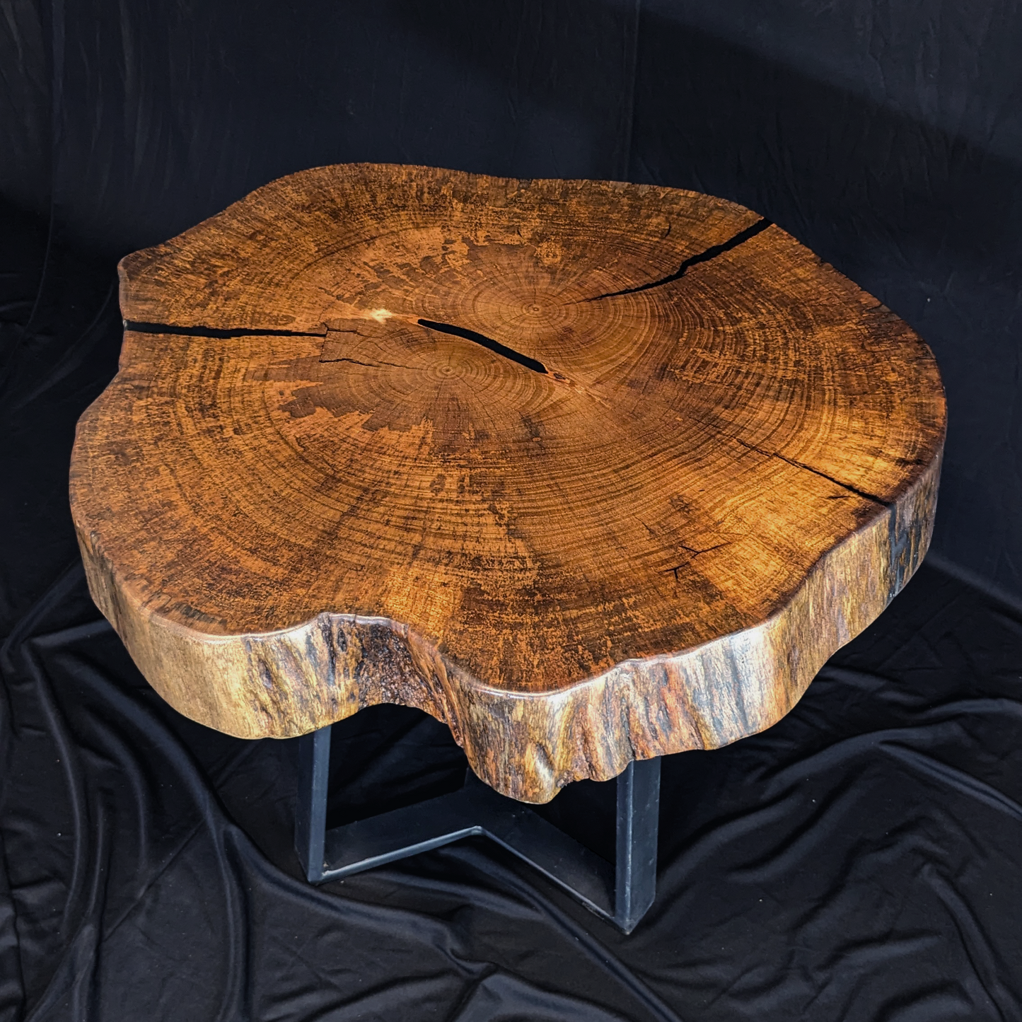 Onyx Rivulet - Wooden Cookie Table