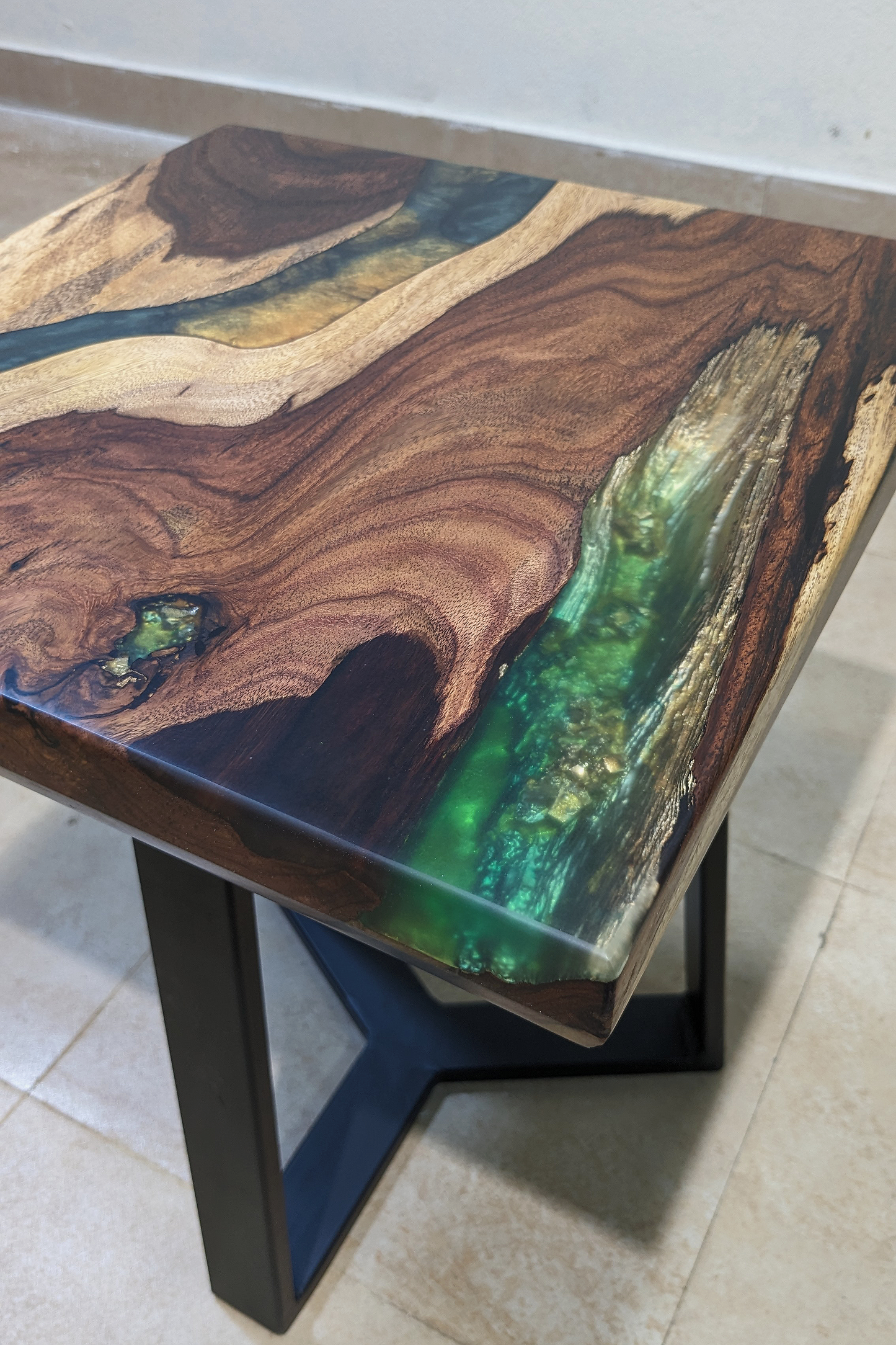 Aureated Jade - Resin End Table